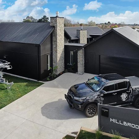 Hillbrook - A Luxurious Guesthouse Ohauiti Экстерьер фото